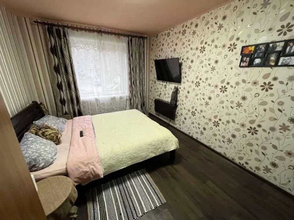 3 кім 70м в багатоповерхівці район БЕРЕЗИНКИ (716302)