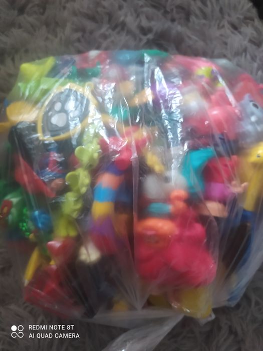 Oddam figurki różne