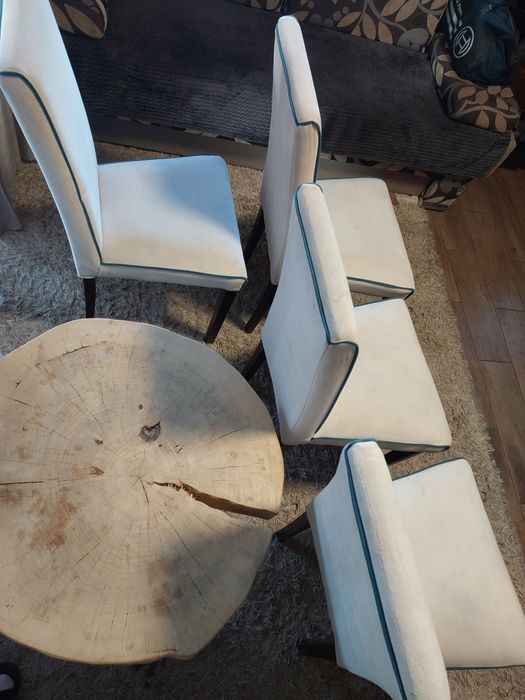 Krzesla sprzedam tanio 4 sztuki