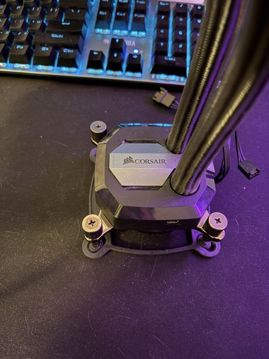 Chłodzenie Wodne AIO Corsair H80i