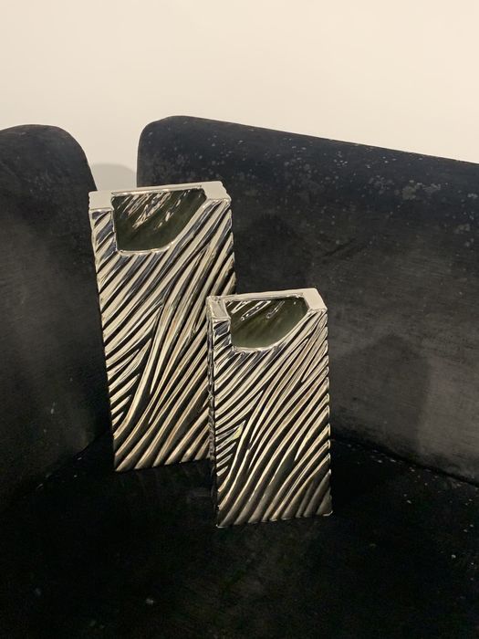 Peças decorativas prateadas