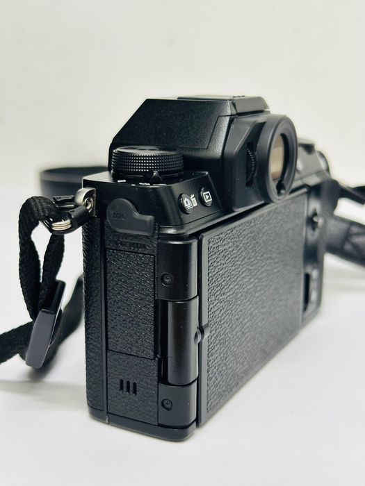 Aparat Fujifilm X-S10 Bezlusterkowiec + obiektyw Fujifilm XC 15-45mm