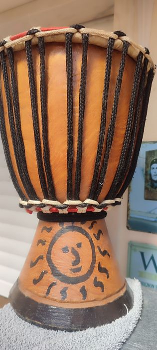 2 Djambe africano ótimo estado