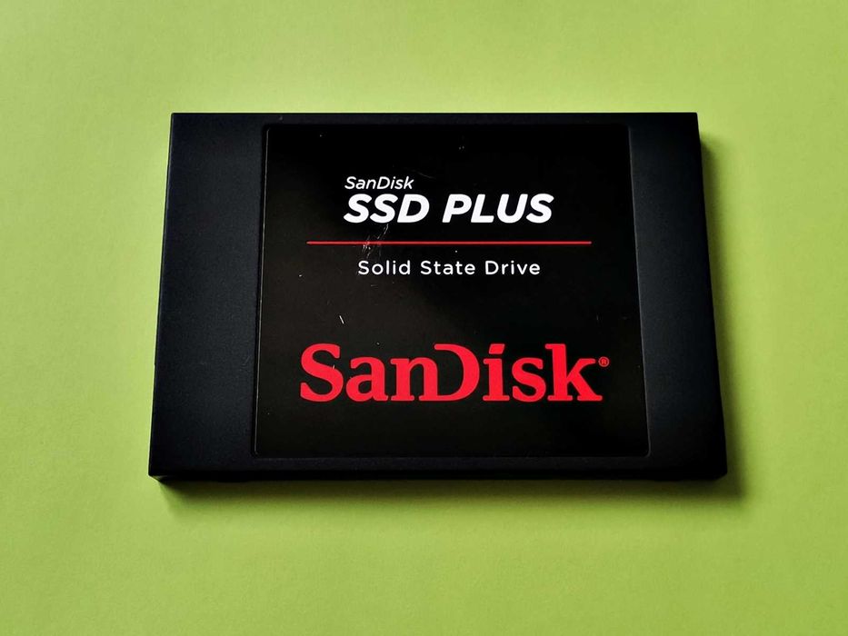 SSD 240GB SanDisk PLus