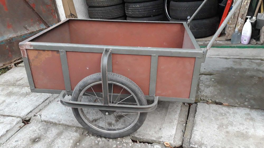 Wózek transportowy jednoosiowy