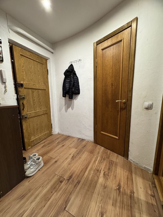 Продается 2 к квартира, ул. Высокольтная ,28 район Дафи