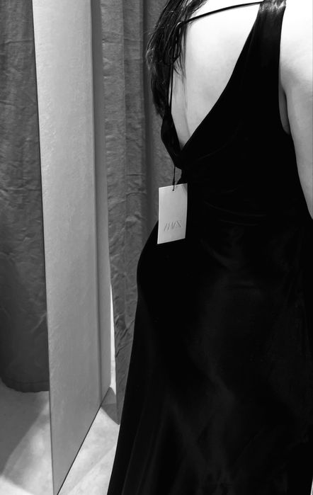 Чорна сукня zara розмір L