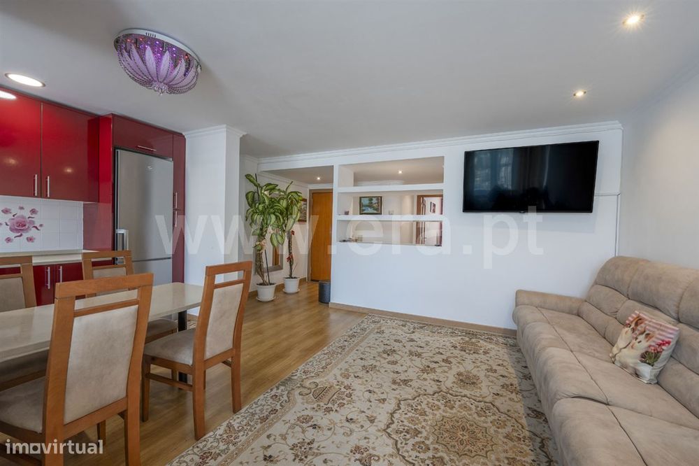 Apartamento T2; Cruz de Pau