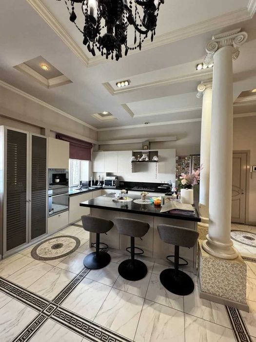 Продажа 4-комнатной квартиры Дафи Подстанция бульвар Зоряный