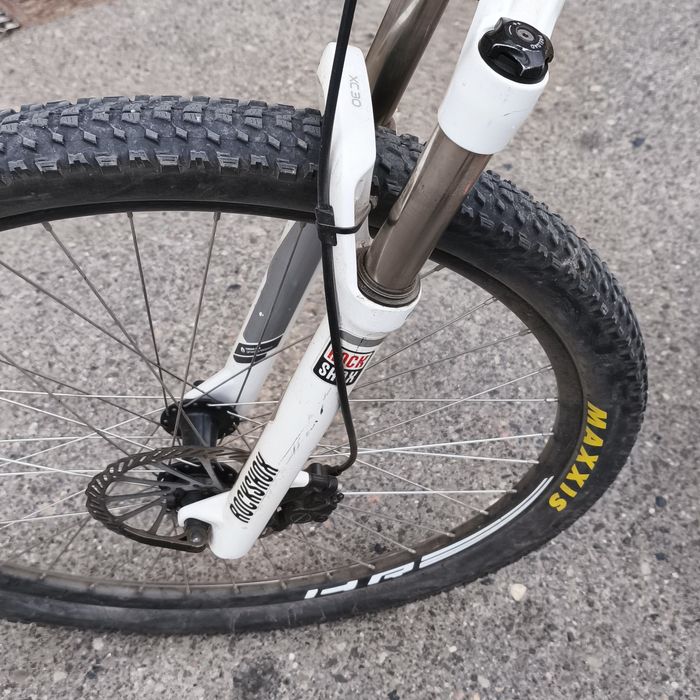 СТАН ІДЕАЛЬНИЙ ТЕРМІНОВО Specialized hardrock rockshox xc30 29 Tektro