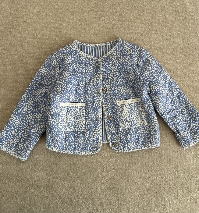 Куртка на дівчинку