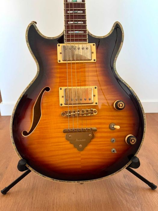 Guitarra Ibanez AR520HFM