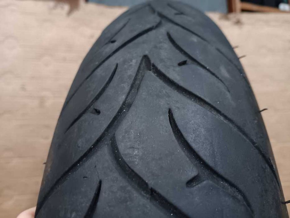 Pneu Bridgestone Battlax BT010F 120/70ZR17