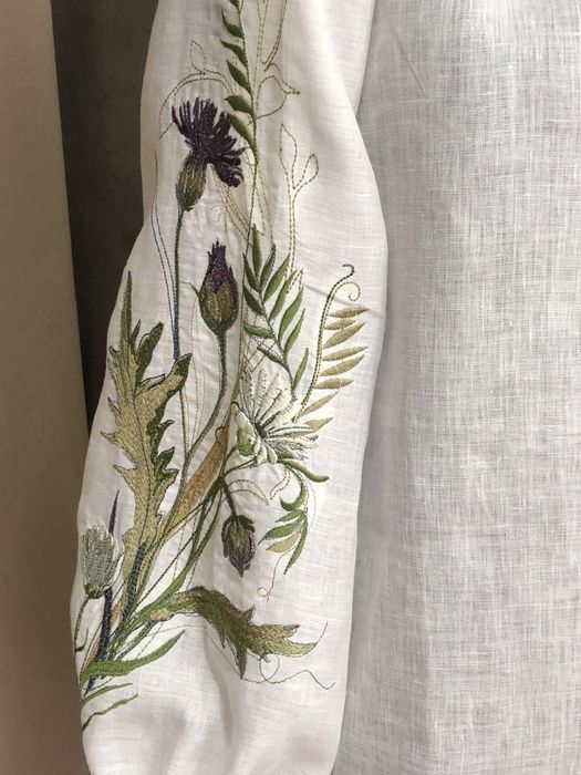 Жіноча вишиванка л-хл