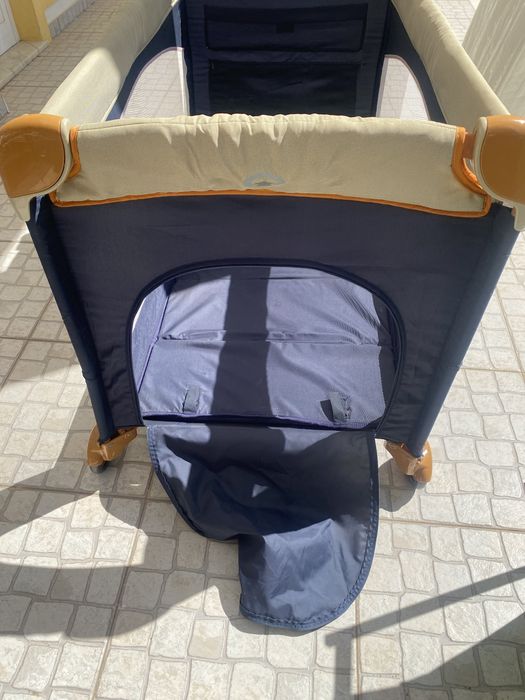 Cama de bébé de viagem