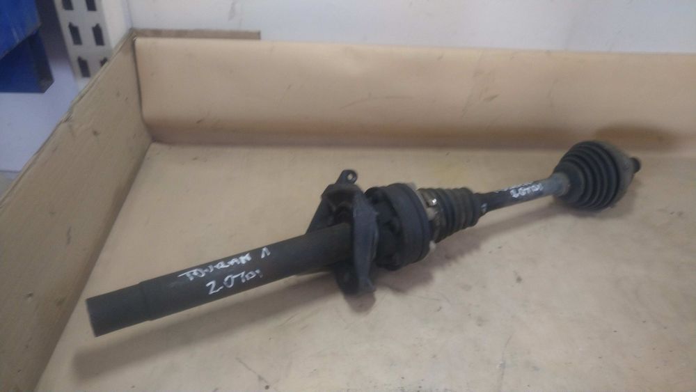 / Touran 1 półoś prawa 2.0 TDI