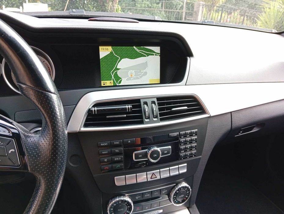 Mercedes 250 c como nova
