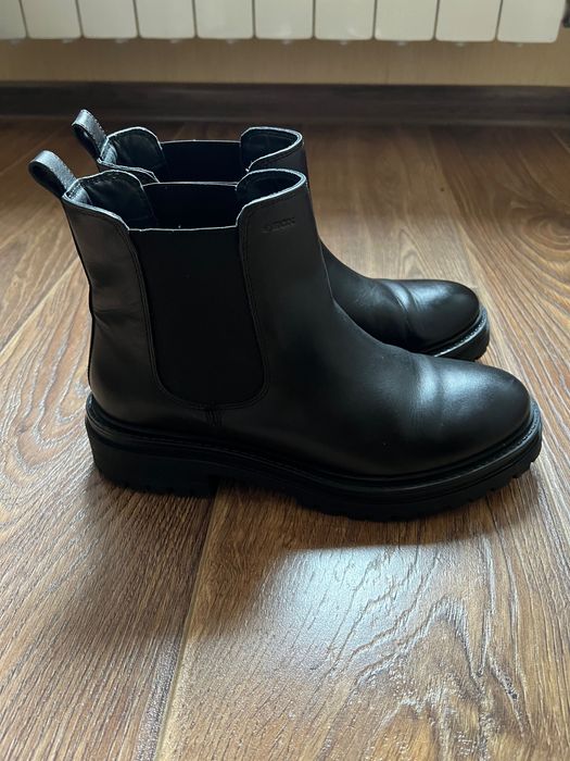 Жіночі челсі Geox Iridea