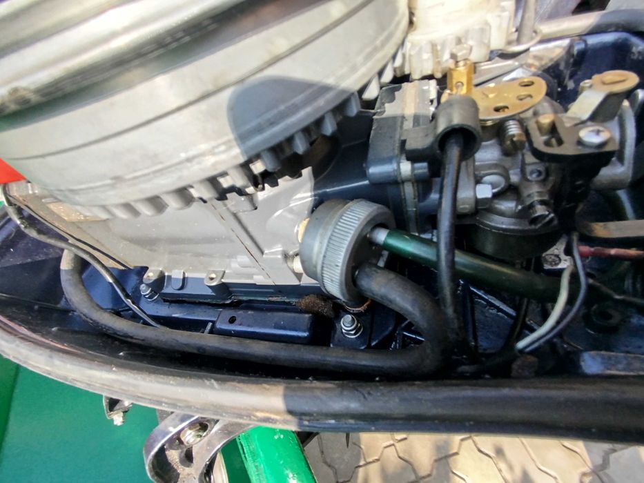 Продам гребную лодку Ерш