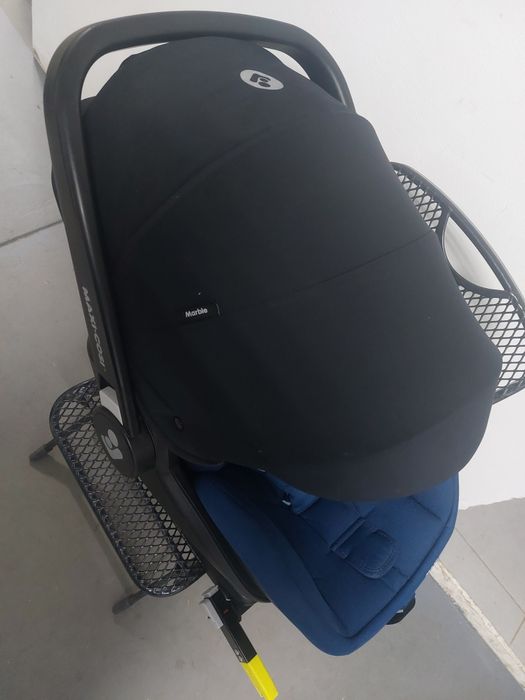 Автокрісло автокресло Maxi Cosi Marble з базою