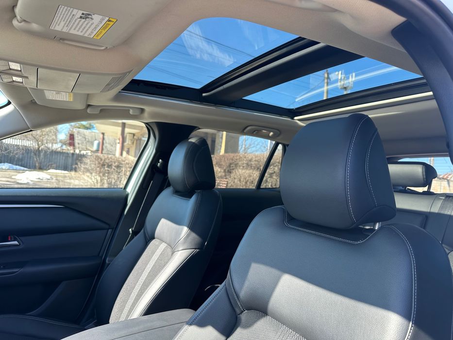 Продам Мазда сх-50