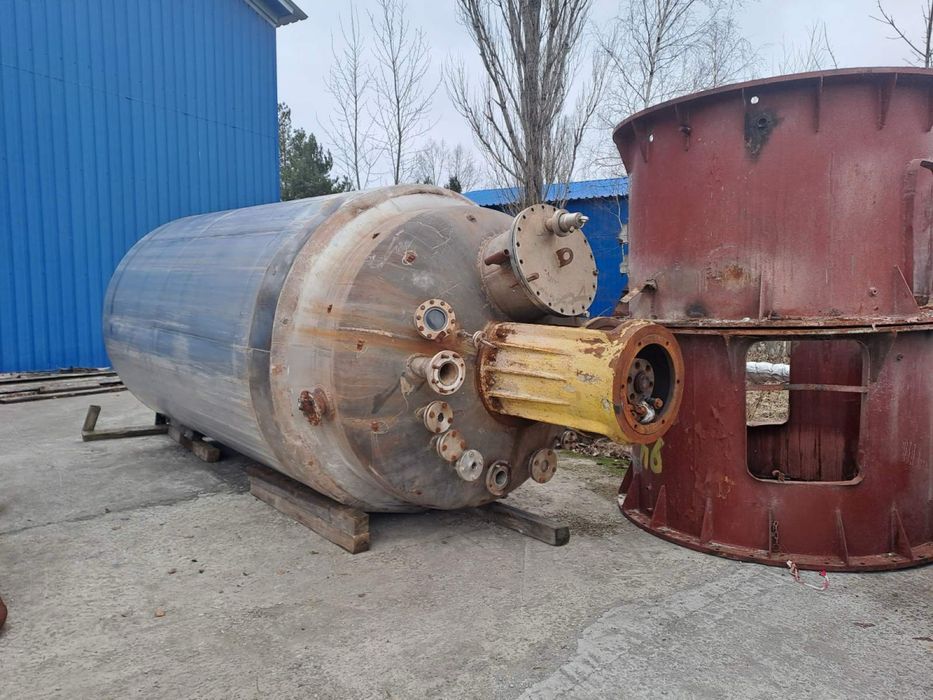 Реактор нержавіючий 10м3,3.2м3,2м3. Збірник нж 3,2м3