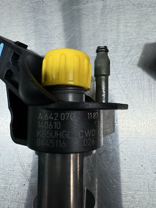Форсунки Mercedes 3.0 0445116026, 0445116028