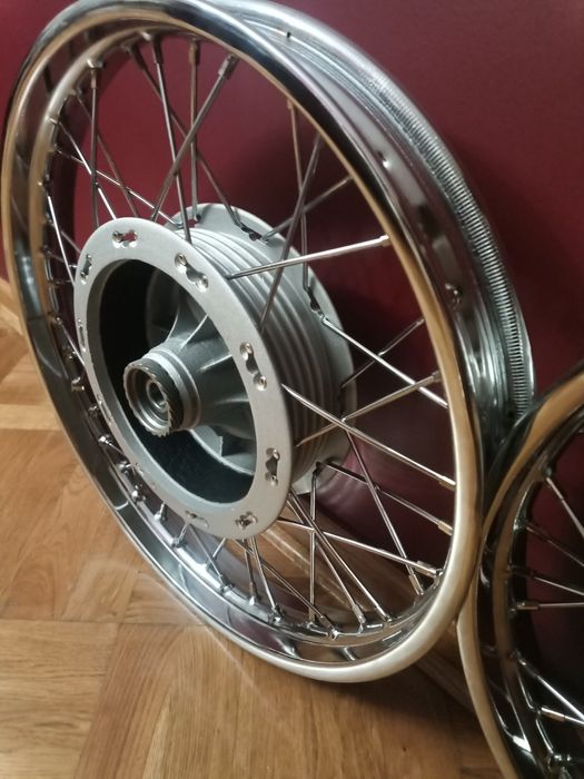 Koła junak m10 odrestaurowane oryginalne Piasty