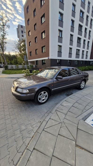 Audi A8