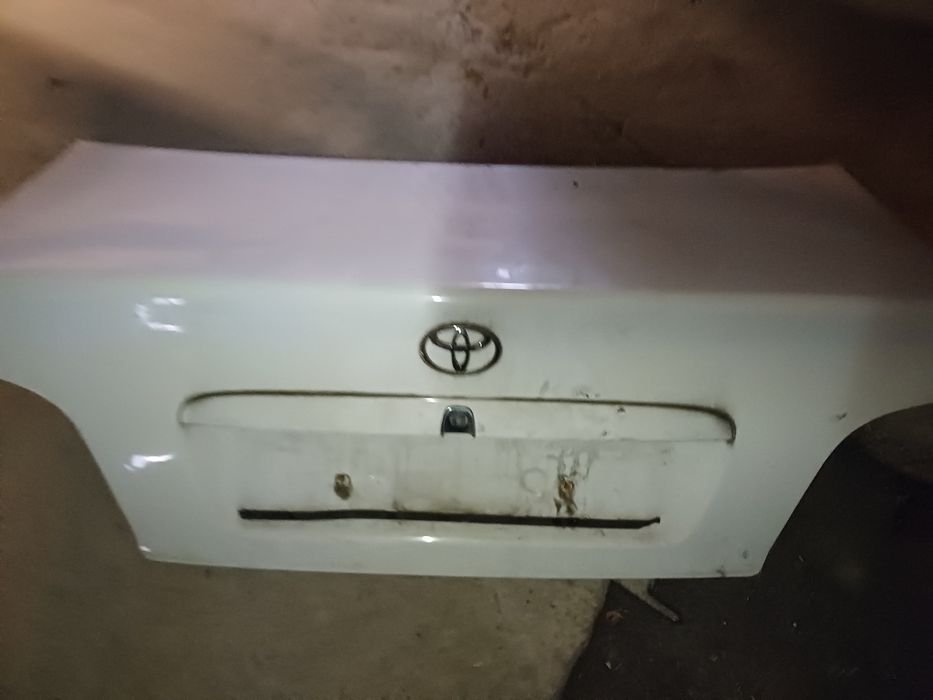Toyota Avensis t22 sedan blenda klapy zamek klapa części