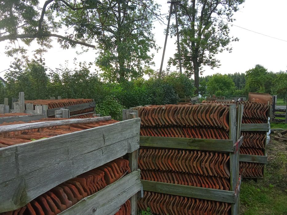 Dachówka ceramiczna z rozbiórki