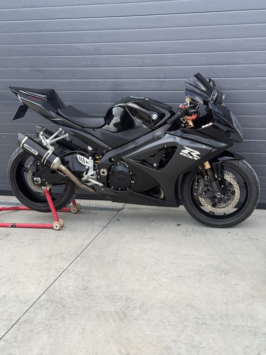 Suzuki GSXR 1000 K8 32.000km