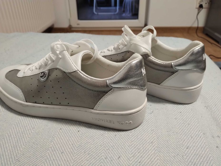 Damskie sneakersy Michael Kors