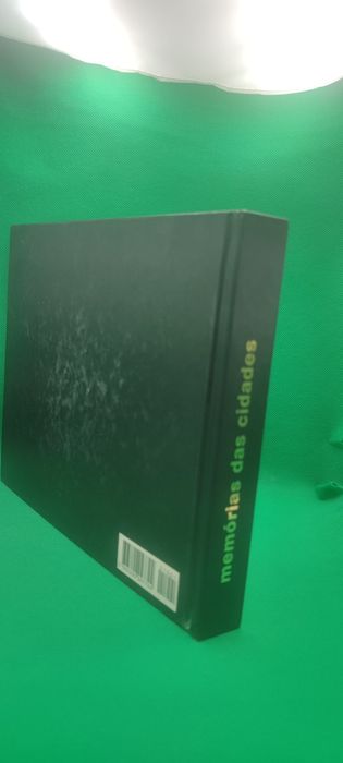 PA4 - Livro - Portugal - Memórias das Cidades