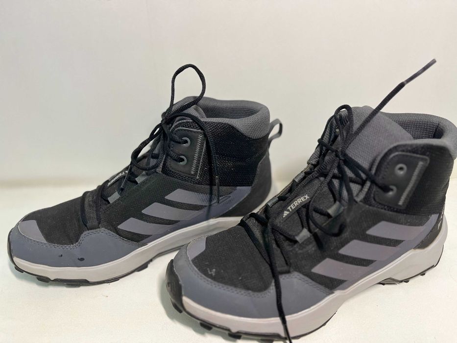 Зимові чоловічі термо кросівки Adidas Terrex AX4R Mid підліткові
