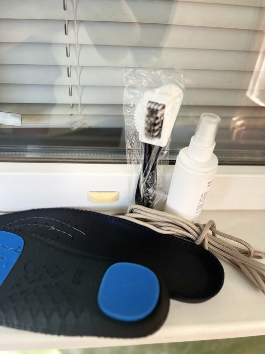 Набір для берців Талан (устілки спрей шнурки щіточка)є всі розміри