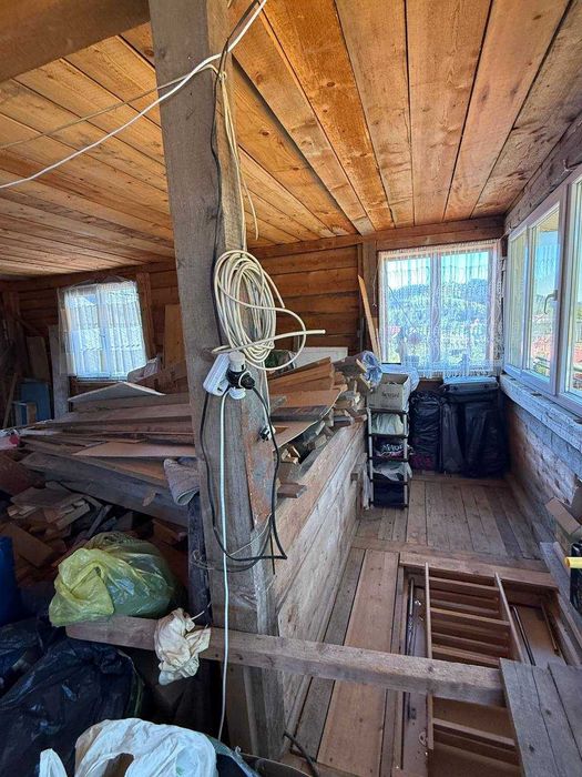 Продається дворівнева квартира смт Путила, вул. Українська