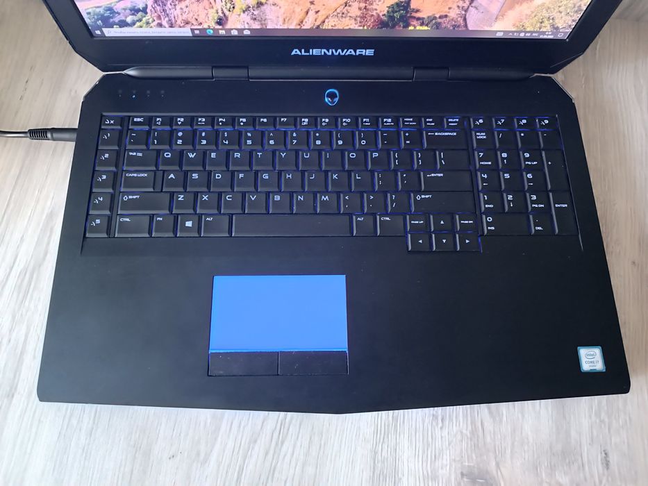 Игровой ноутбук Alienware 17.3" i7 16GB SSD 256GB + HDD 1TB GTX Nvidia FHD Подсветки