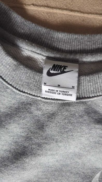 Camisola Nike NSW Club Sweatshirt Tam M Cinzenta Original Nike Store