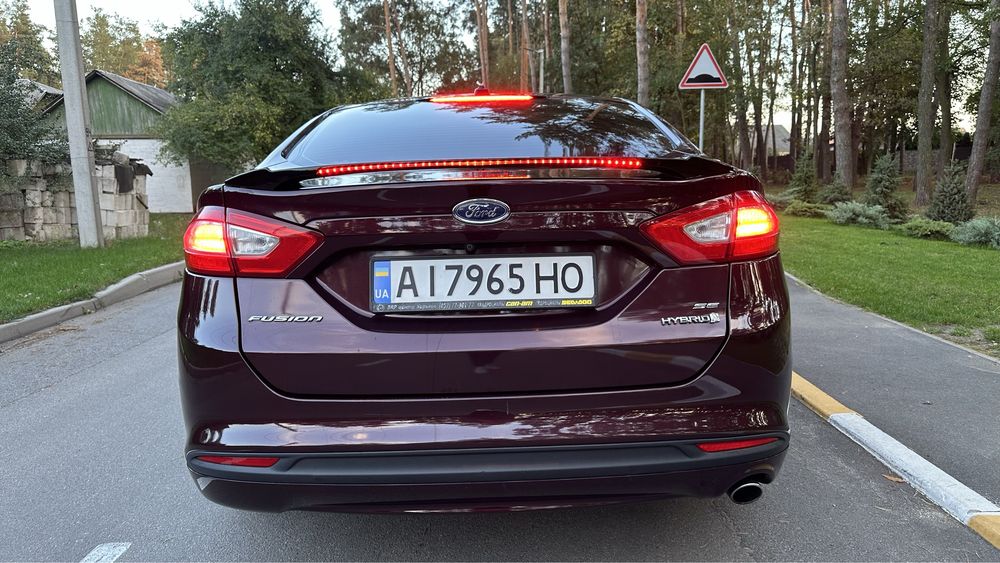 Продам автомобіль Ford Fusion Hybrid 2.0 - гарне і економне авто Форд