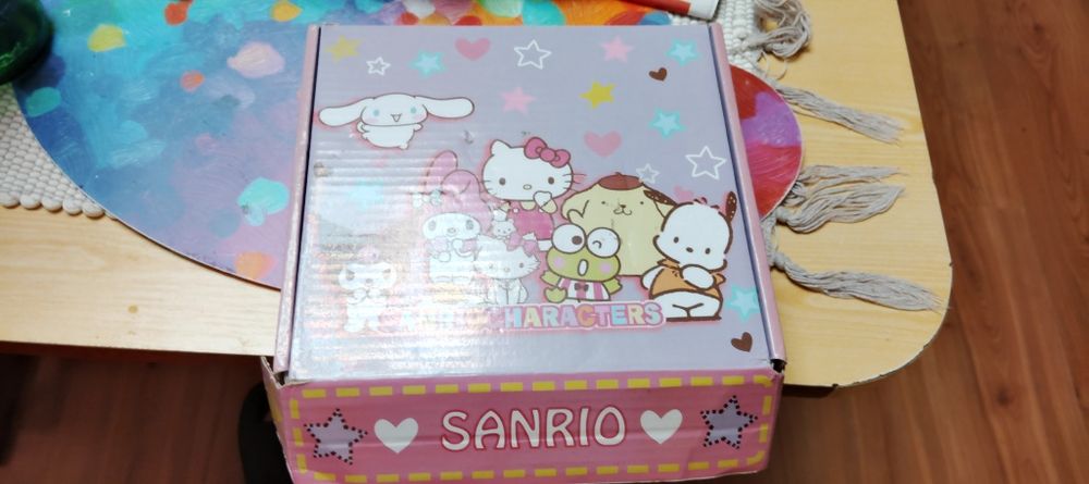 Układanka Hello Kitty. Stan dobry.