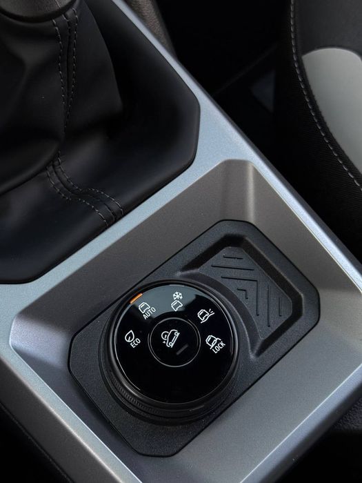 Renault Duster 2024 VIN VF1RJF01673710110 фото оголошення 4 з 24