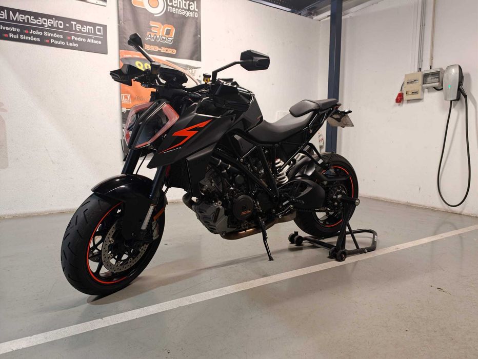 KTM Super Duke 1290 R (Gen 2) – 14.395 km – Full Packs (Track/Perf) – SC Project – Como Nova