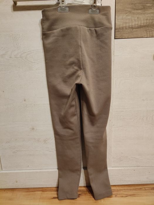 Legginsy brązowe prążkowane 134/14 ocieplane0