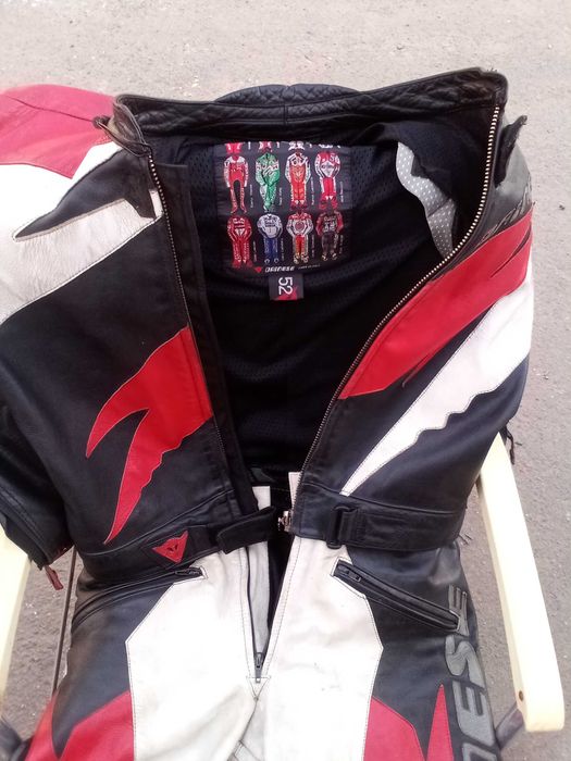 極美品 CABANE de ZUCCA ドッキング テーラード ライダースJKT Мотоэкип раздельный Dainese, кожа 52р. ( куртка+штаны): 3 900 грн
