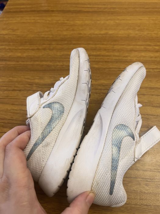 Кросівки Nike білі