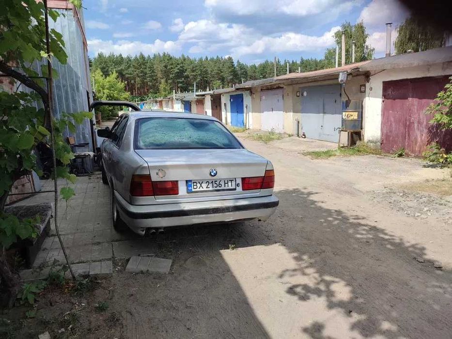 Продам BMW e34 m30b35