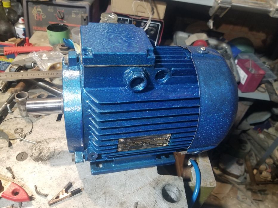Електродвигун 3 квт.2800 об.,3квт.1500 об.2,2квт.1480 об.