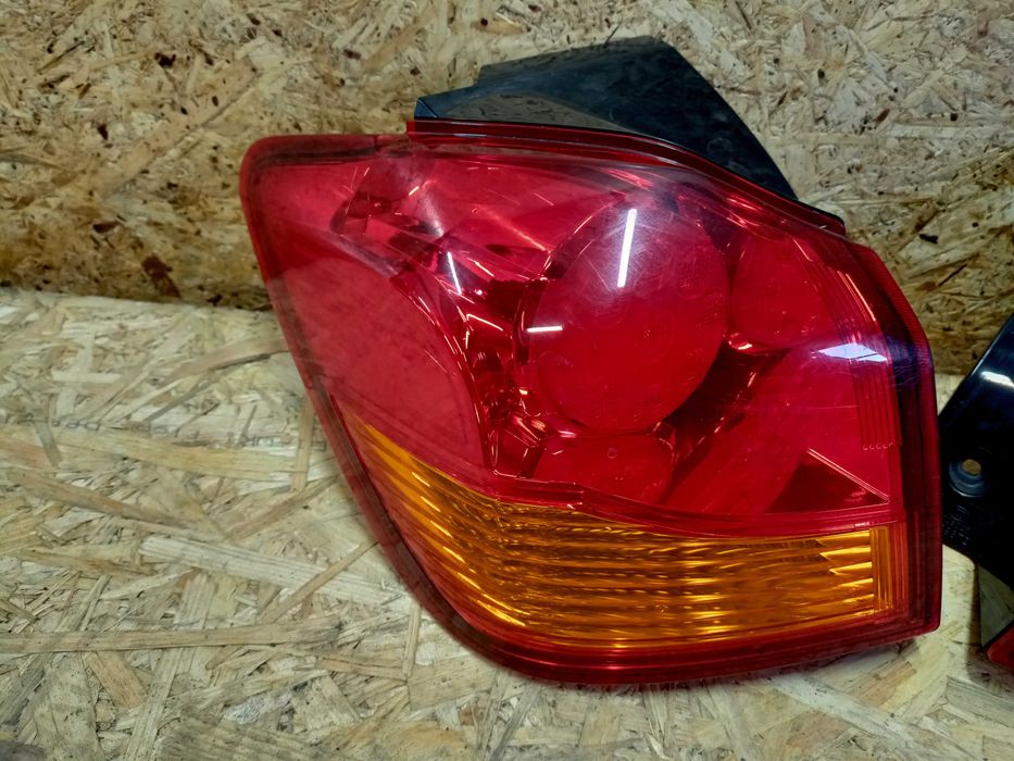 Mitsubishi ASX lampa tył prawa lewa tylna oryginał demontaż led