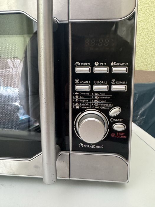 мікрохвильова  піч Amica MW 18105 Si з грилем